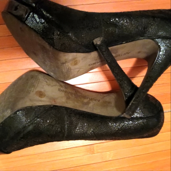 Arturo Chang black high heel platform shoes - Picture 3 of 3